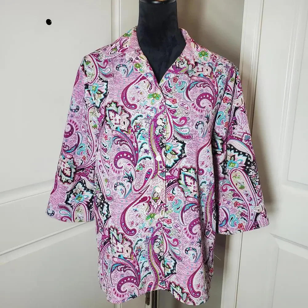 Alia Paisley Floral Button Front 3/4 Sleeve Wrinkle Resistant Blouse Size Medium